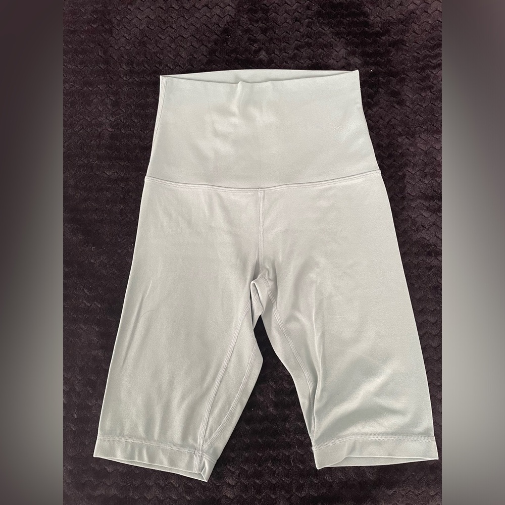 lululemon Align High-Rise Short 8"